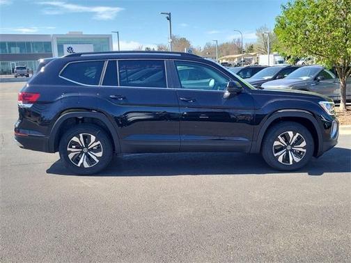 2025 Volkswagen Atlas 2.0T SE