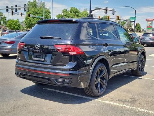 2024 Volkswagen Tiguan 2.0T SE R-Line Black