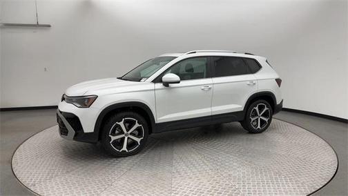 2025 Volkswagen Taos 1.5T SEL