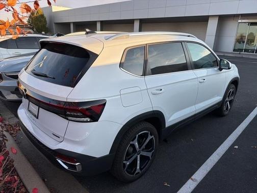 2025 Volkswagen Taos 1.5T SEL