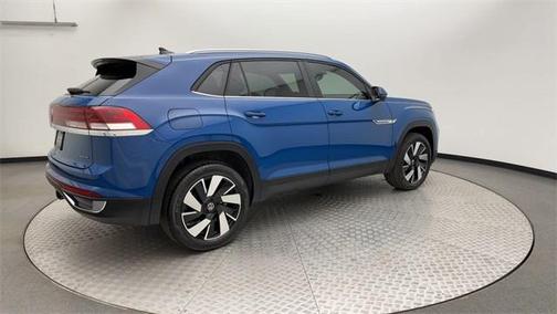 2025 Volkswagen Atlas Cross Sport 2.0T SE w/Technology