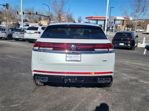 2025 Volkswagen Atlas Cross Sport 2.0T SEL Premium R-Line