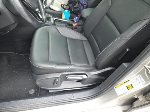 2018 Volkswagen Golf TSI SE