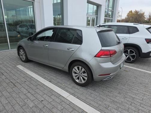 2018 Volkswagen Golf TSI SE