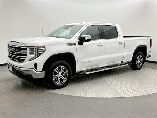 2022 GMC Sierra 1500 SLT