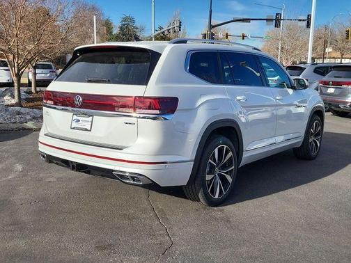2026 Volkswagen Atlas 2.0T SEL Premium R-Line