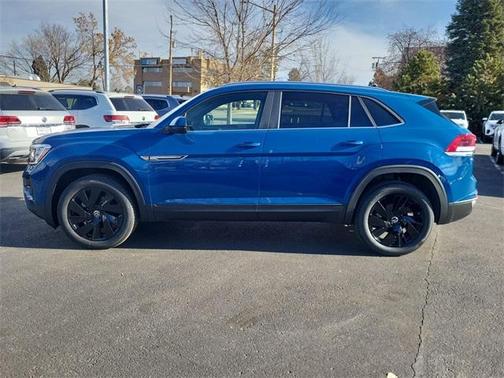 2025 Volkswagen Atlas Cross Sport 2.0T SE w/Technology