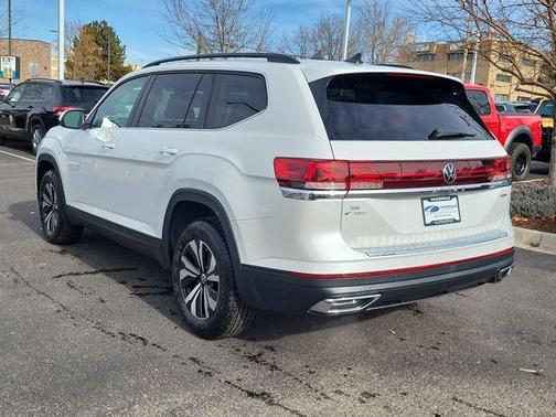 2026 Volkswagen Atlas 2.0T SE