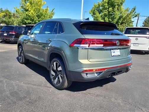 2026 Volkswagen Atlas Cross Sport 2.0T SE w/Technology