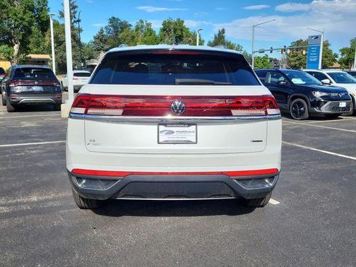2026 Volkswagen Atlas Cross Sport 2.0T SE
