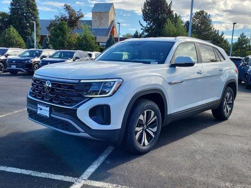 2026 Volkswagen Atlas Cross Sport 2.0T SE