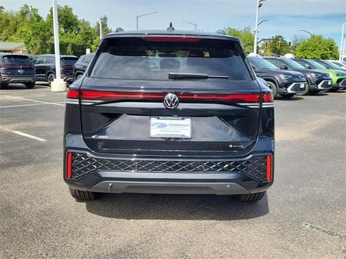 2025 Volkswagen Tiguan 2.0T SE R-Line Black
