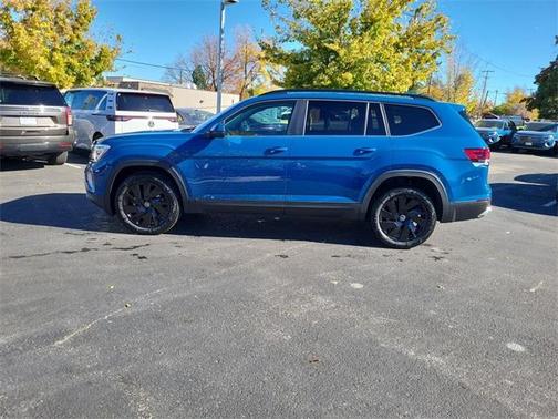 2025 Volkswagen Atlas 2.0T SE