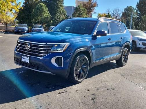 2025 Volkswagen Atlas 2.0T SE