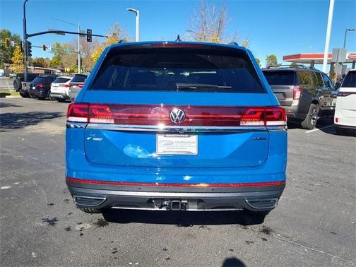 2025 Volkswagen Atlas 2.0T SE