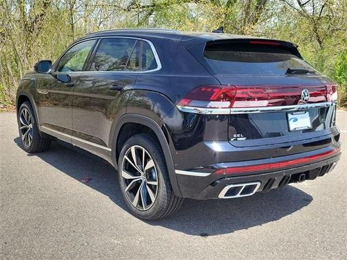 2025 Volkswagen Atlas Cross Sport 2.0T SEL Premium R-Line