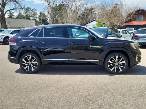 2025 Volkswagen Atlas Cross Sport 2.0T SEL Premium R-Line
