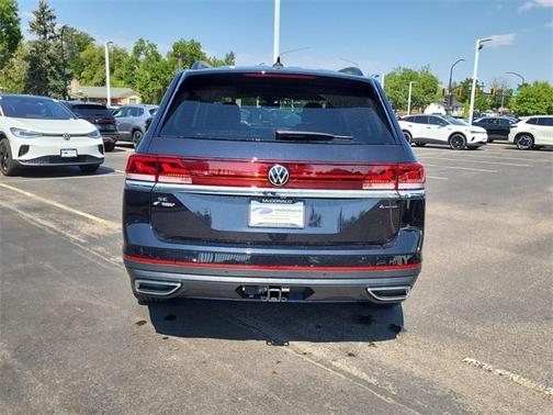 2025 Volkswagen Atlas 2.0T SE