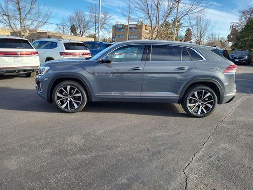 2026 Volkswagen Atlas Cross Sport 2.0T SEL Premium R-Line