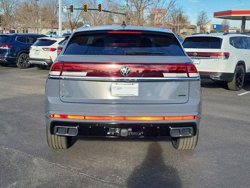 2026 Volkswagen Atlas Cross Sport 2.0T SEL Premium R-Line