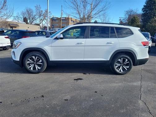 2025 Volkswagen Atlas 2.0T SE