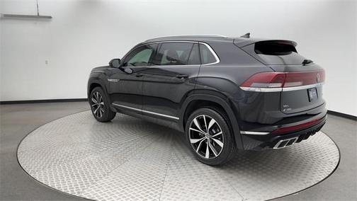 2025 Volkswagen Atlas Cross Sport 2.0T SEL Premium R-Line