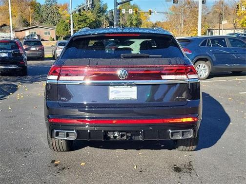 2025 Volkswagen Atlas Cross Sport 2.0T SEL Premium R-Line