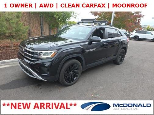 2022 Volkswagen Atlas Cross Sport 2.0T SE w/Technology