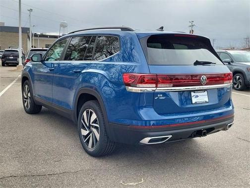 2025 Volkswagen Atlas 2.0T SE