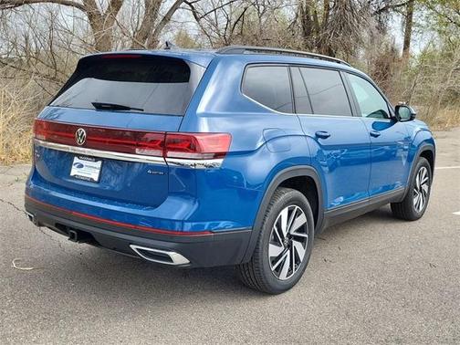 2025 Volkswagen Atlas 2.0T SE