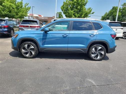 2025 Volkswagen Taos 1.5T SE