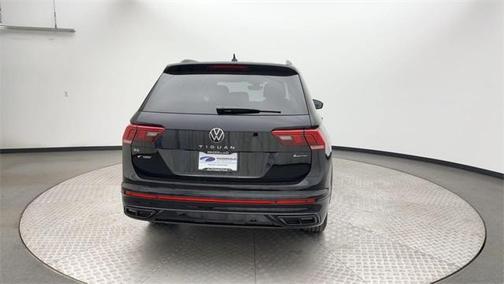 2022 Volkswagen Tiguan 2.0T SE R-Line Black