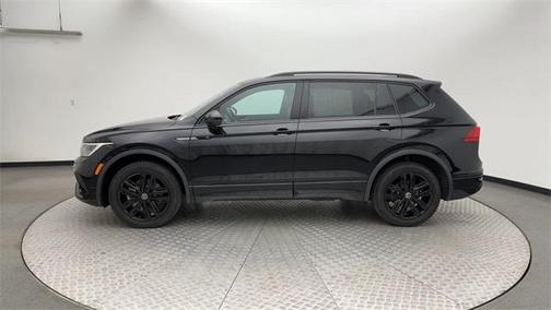 2022 Volkswagen Tiguan 2.0T SE R-Line Black