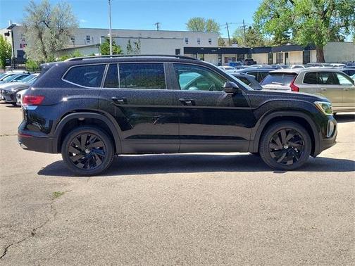 2025 Volkswagen Atlas 2.0T SE