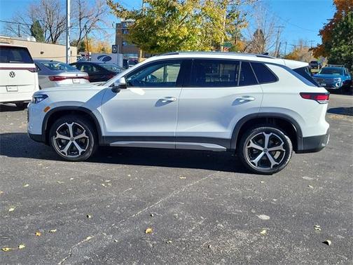 2025 Volkswagen Tiguan 2.0T SE