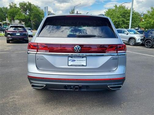 2025 Volkswagen Atlas 2.0T SE