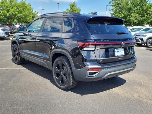 2025 Volkswagen Taos 1.5T SE Black