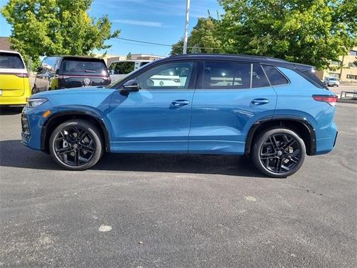 2025 Volkswagen Tiguan 2.0T SE R-Line Black