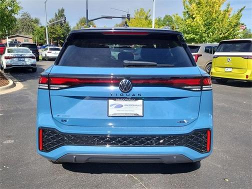 2025 Volkswagen Tiguan 2.0T SE R-Line Black