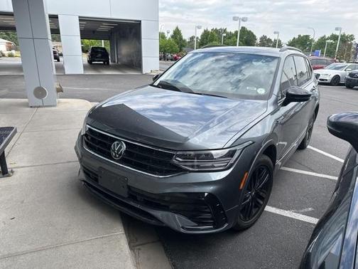 2022 Volkswagen Tiguan 2.0T SE R-Line Black