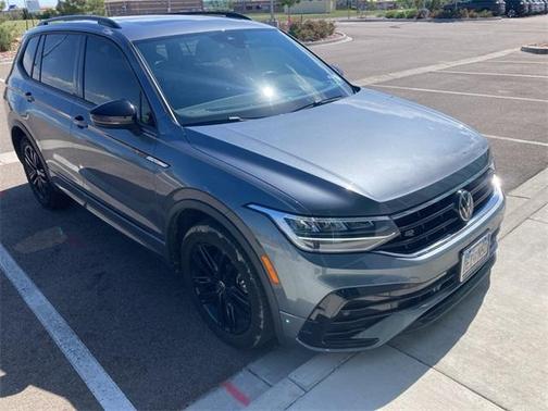 2022 Volkswagen Tiguan 2.0T SE R-Line Black