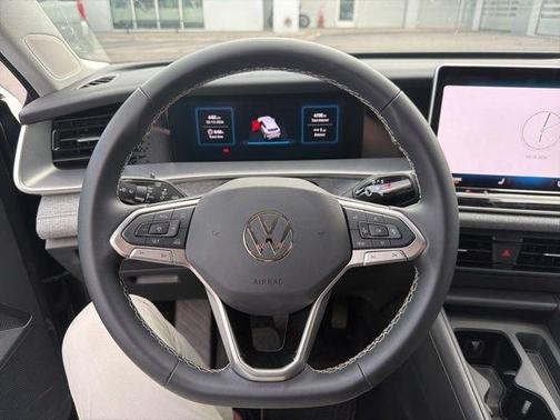 Platinum Gray Metallic 2025 Volkswagen Tiguan 2.0T S