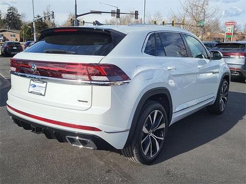 2025 Volkswagen Atlas Cross Sport 2.0T SEL Premium R-Line