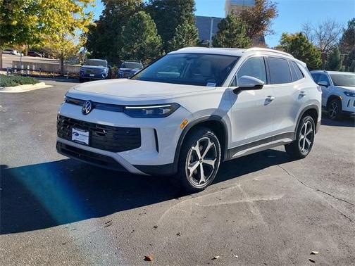 2025 Volkswagen Tiguan 2.0T SE