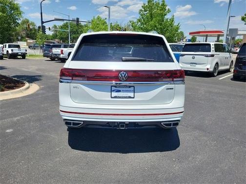 2025 Volkswagen Atlas 2.0T SEL Premium R-Line