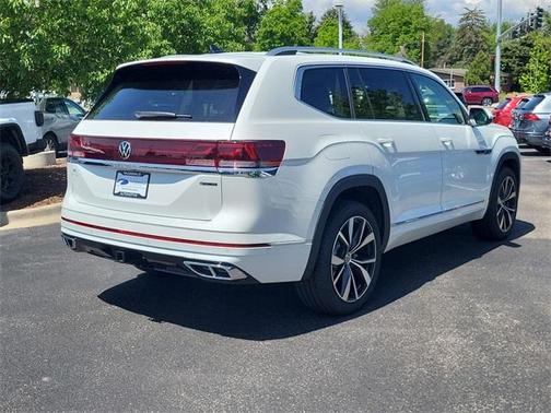 2025 Volkswagen Atlas 2.0T SEL Premium R-Line