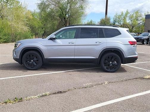 2025 Volkswagen Atlas 2.0T SE