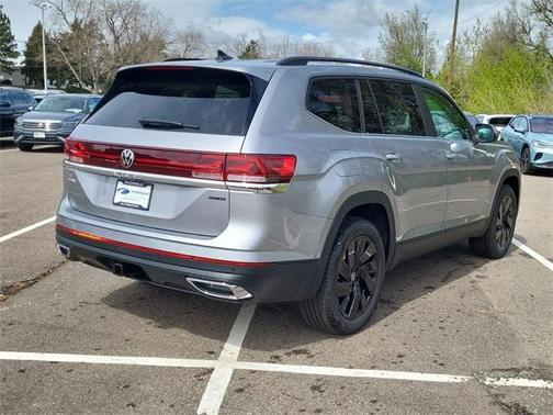 2025 Volkswagen Atlas 2.0T SE