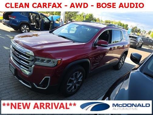 2023 GMC Acadia SLT