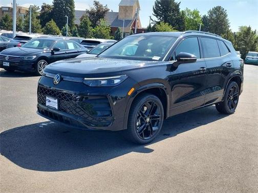 2025 Volkswagen Tiguan 2.0T SE R-Line Black